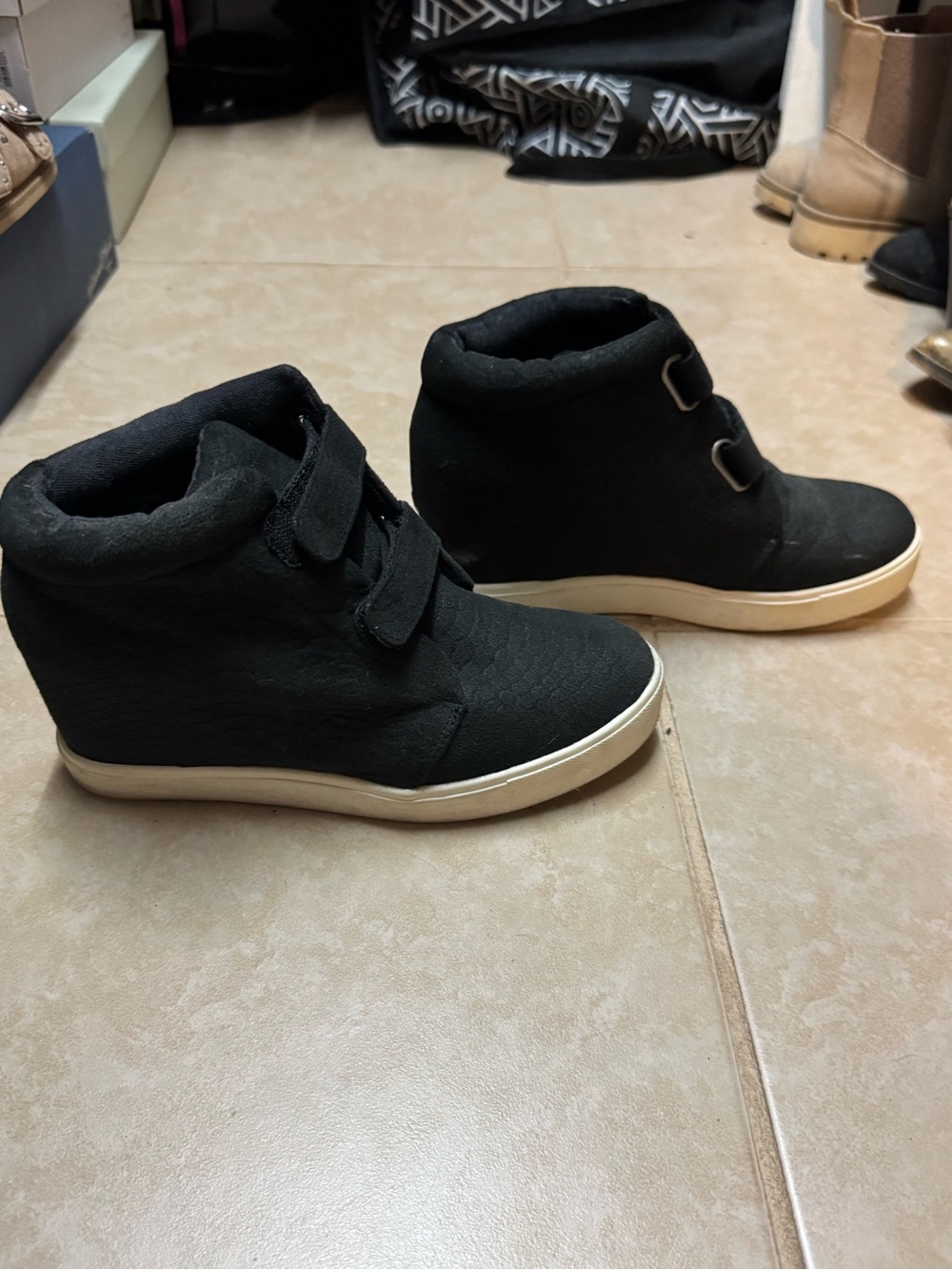 Coconuts by Matisse Black Wedge Sneakers with Velcro closure